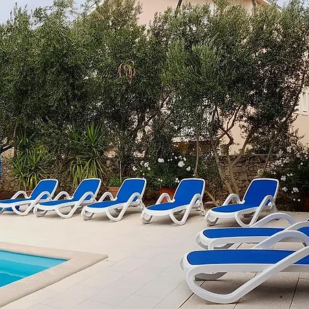 Villa Ana Sevid Exterior photo