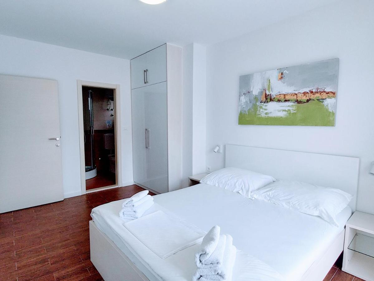 Villa Ana